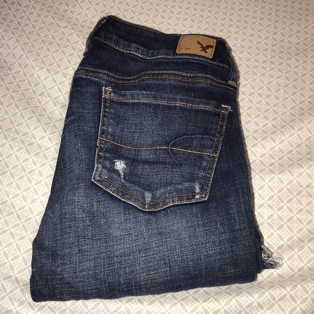 American Eagle skinny Distressed Jeans